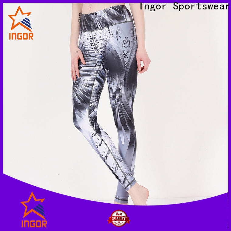 convenient beautiful women wearing yoga pants print with four needles six threads for women