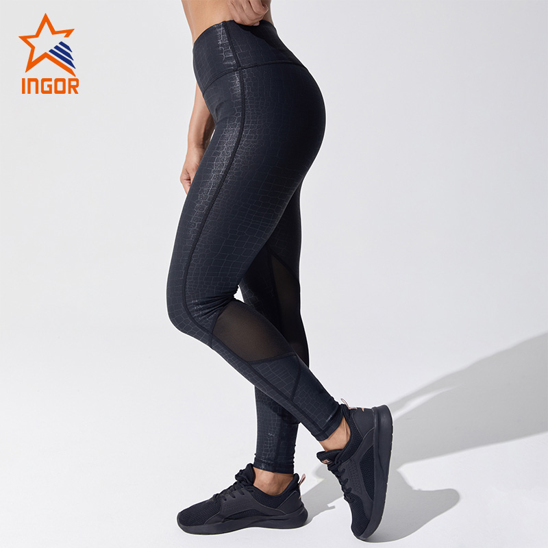 China Outdoor wear Custom Logo In stock Squat Proof Fitness Women Clothing  Gym Wear Yoga Set Manufacture and Factory | AIDU