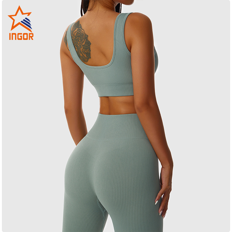 new seamless leggings activewear wholesale at the gym-1